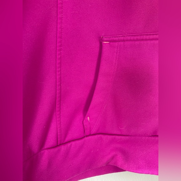 💕6 listings/$12💕 THE NORTH FACE hoodie - Picture 5 of 5